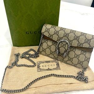 Gucci Supeme Super Mini Dionysus Shoulder Bag